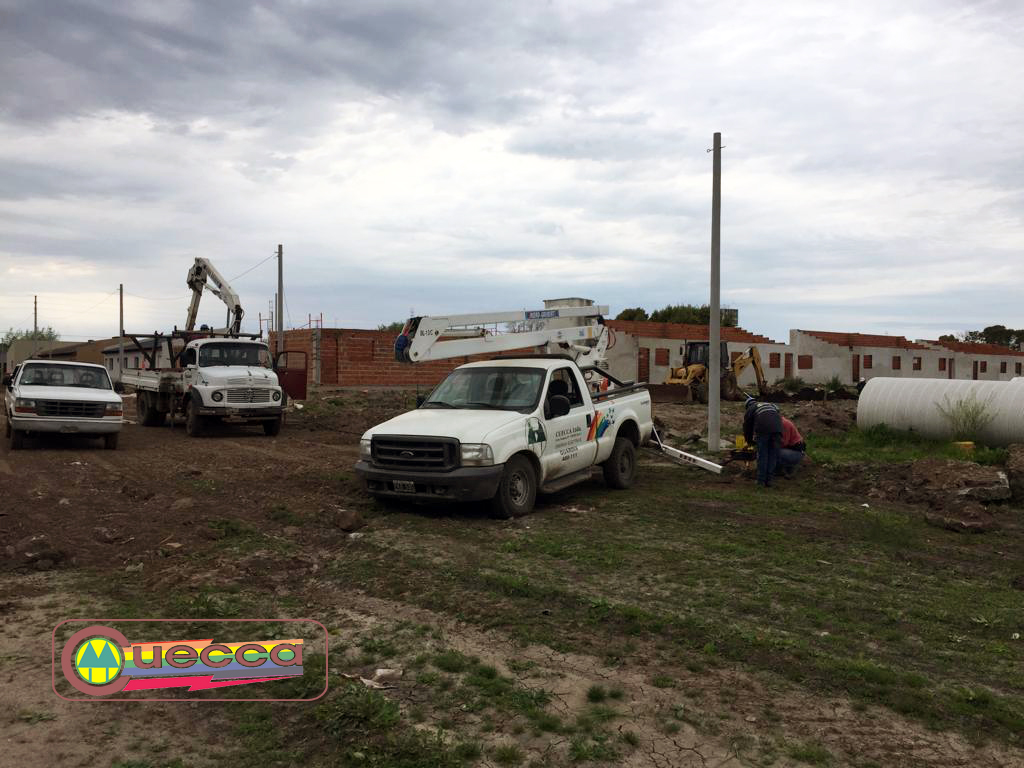 CUECCA TRABAJA EN LA FINALIZACION DE LOS SERVICIOS DE AGUA Y ELECTRICIDAD EN EL BARRIO FAVALORO