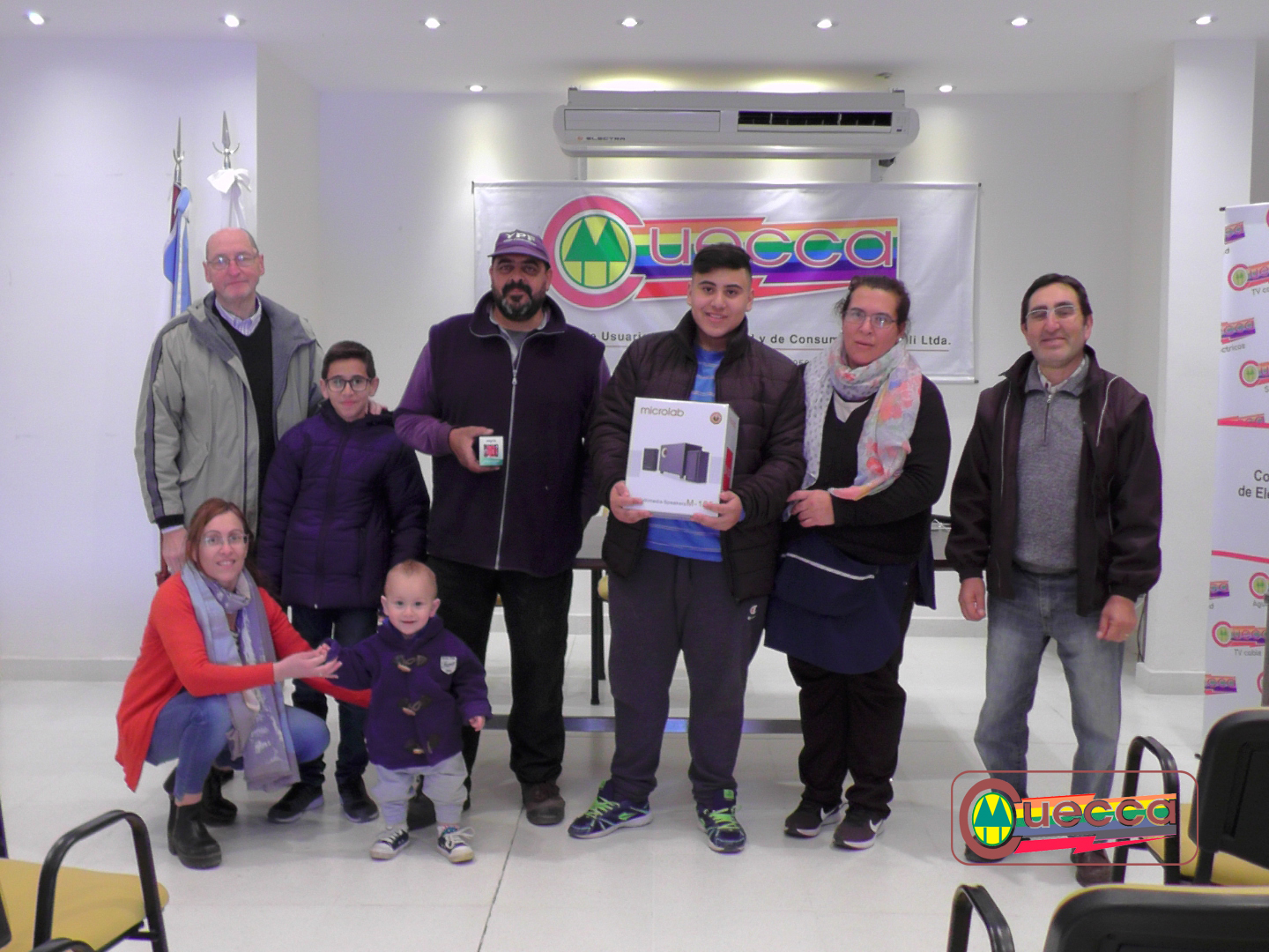 SE ENTREGARON LOS PREMIOS DEL SORTEO POR EL DÍA DEL NIÑO