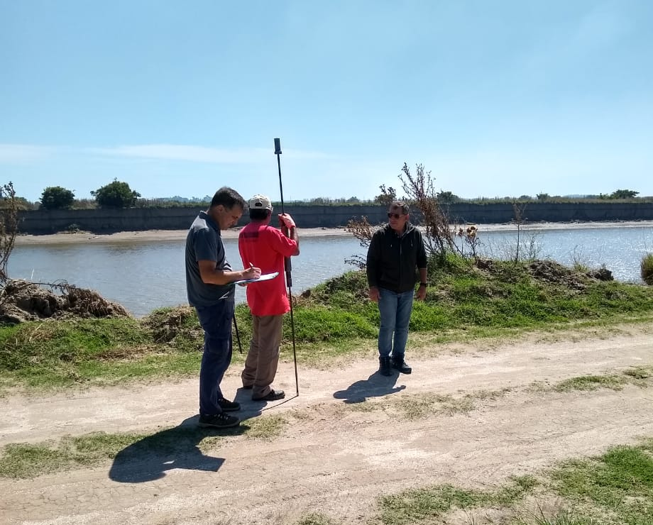 MOLINO EÓLICO DE CUECCA PRUEBAS DE DUREZA DE SUELO EN CERRO DE LA GLORIA